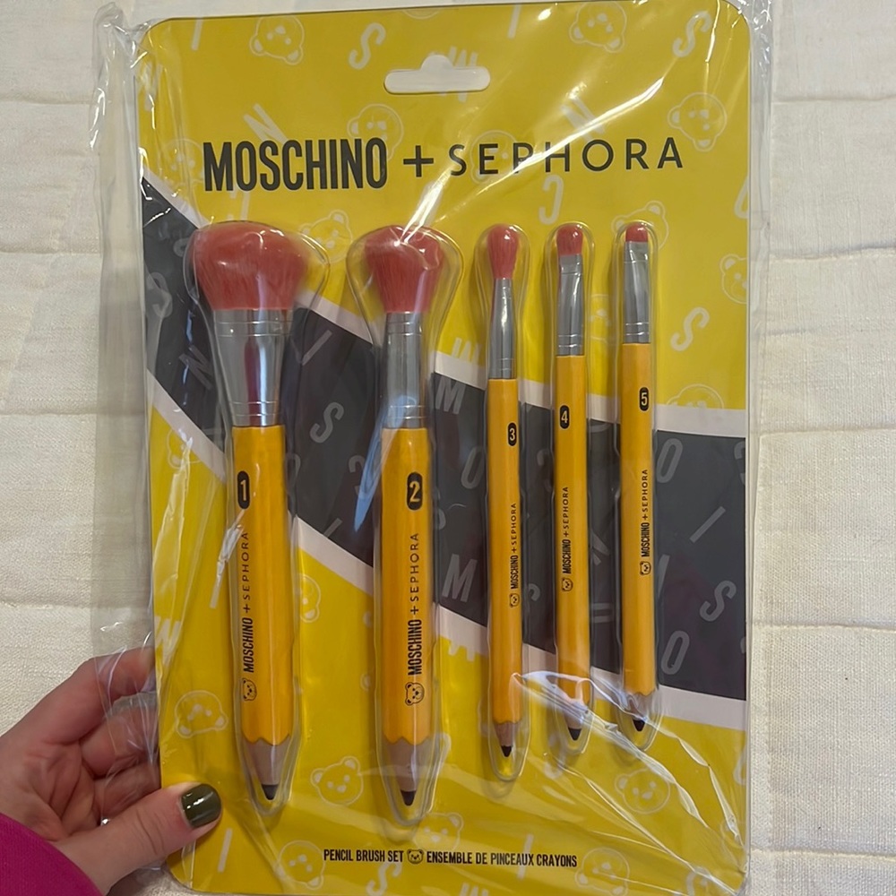 Moschino + Sephora brush set
